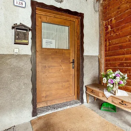 Comfortable In With Balcony דירה ליביניו