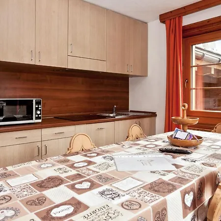 Comfortable In With Balcony דירה ליביניו