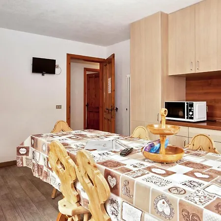 Comfortable In With Balcony *