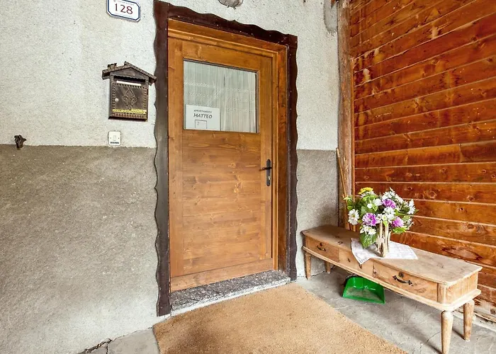Comfortable In With Balcony Διαμέρισμα Λιβίνιο